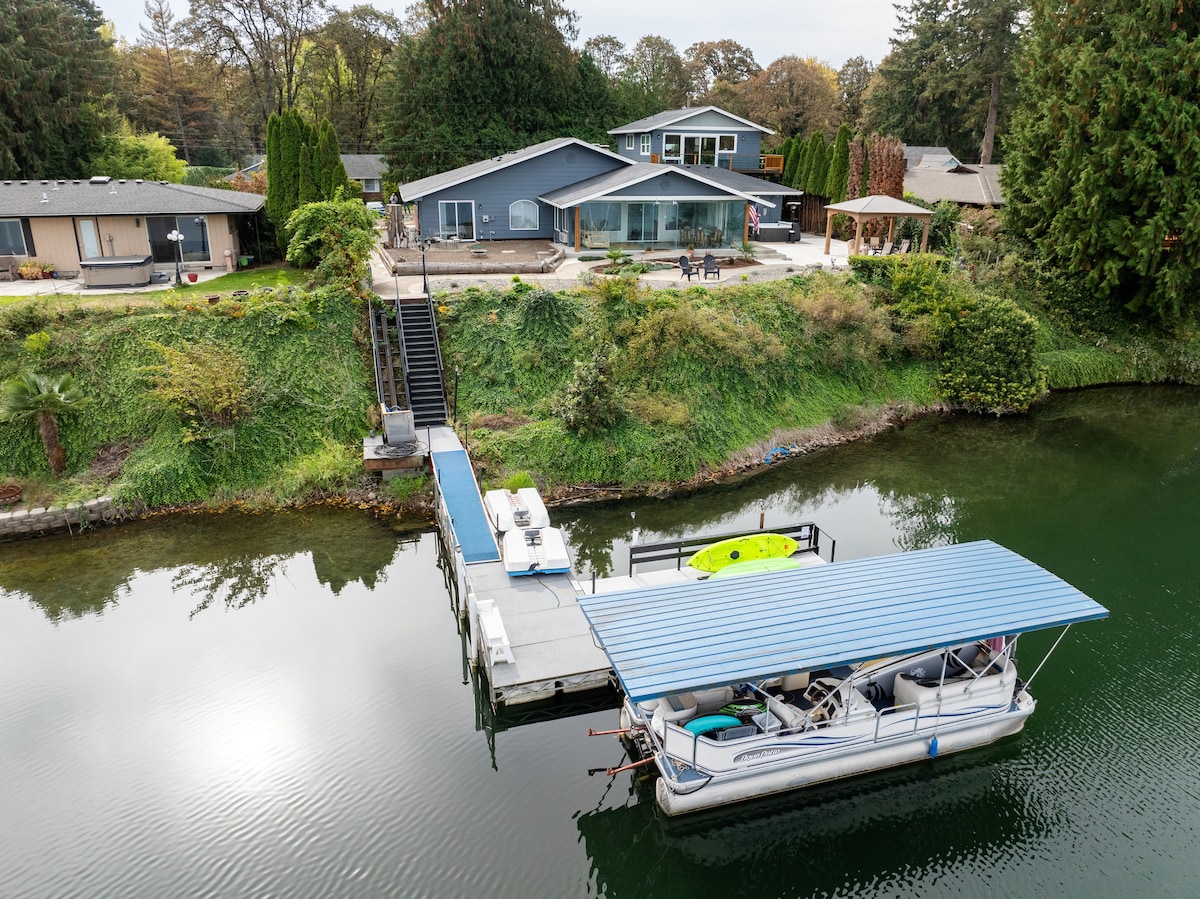 Deck overlooking Horseshoe Lake